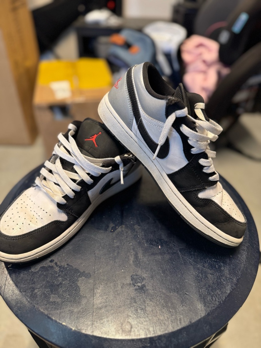 Nike Air Jordan 1 SE Low in the "White Black Matte Silver" Size 9